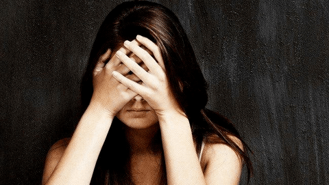 DẤU HIỆU CẢNH BÁO Ý ĐỊNH TỰ SÁT Ở TRẺ EM VÀ VỊ THÀNH NIÊN